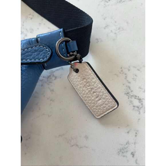 COACH SPRINT Blue Leather Belt Bag - Picture 2 of 11